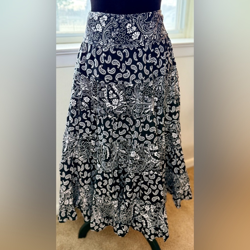 Jones New York Black Paisley maxi boho A line skirt lined cotton side zip 14 EC